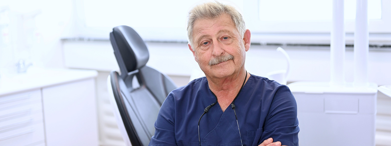 Zahnarzt Dr. Dieter Kolb in Lauterbach und Storndorf